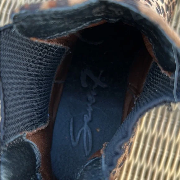 Beautiful leopard print wedge boot - Picture 5 of 5